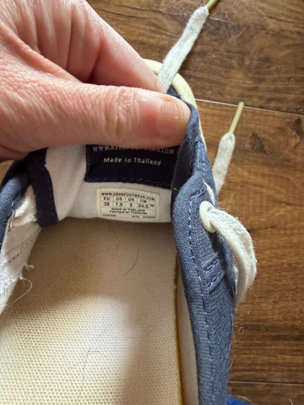Keen Navy and White Canvas Low-Top Sneaker - Picture 2 of 6